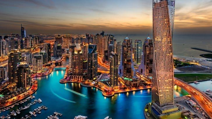 Marina & waterfront promenades